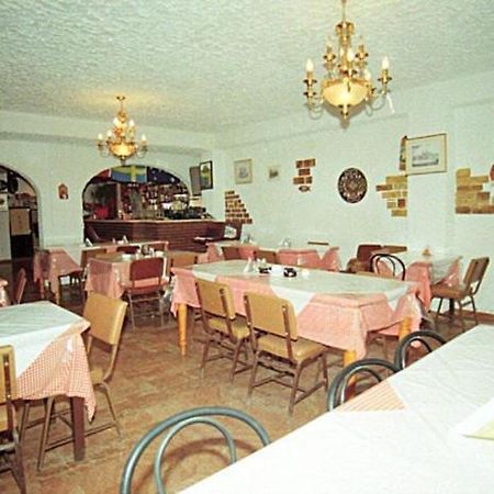 מלון פלקאס Pansion Alexandros מראה חיצוני תמונה